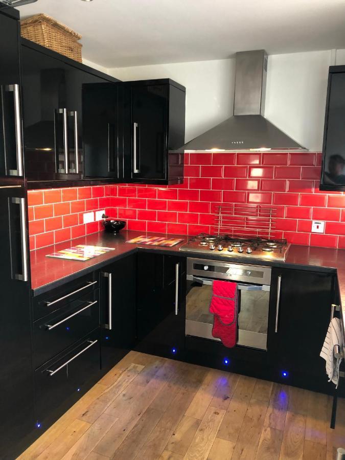 Six By The Sea - 2 Bed House - A Little Something For Everyone Saint Columb Minor Екстер'єр фото